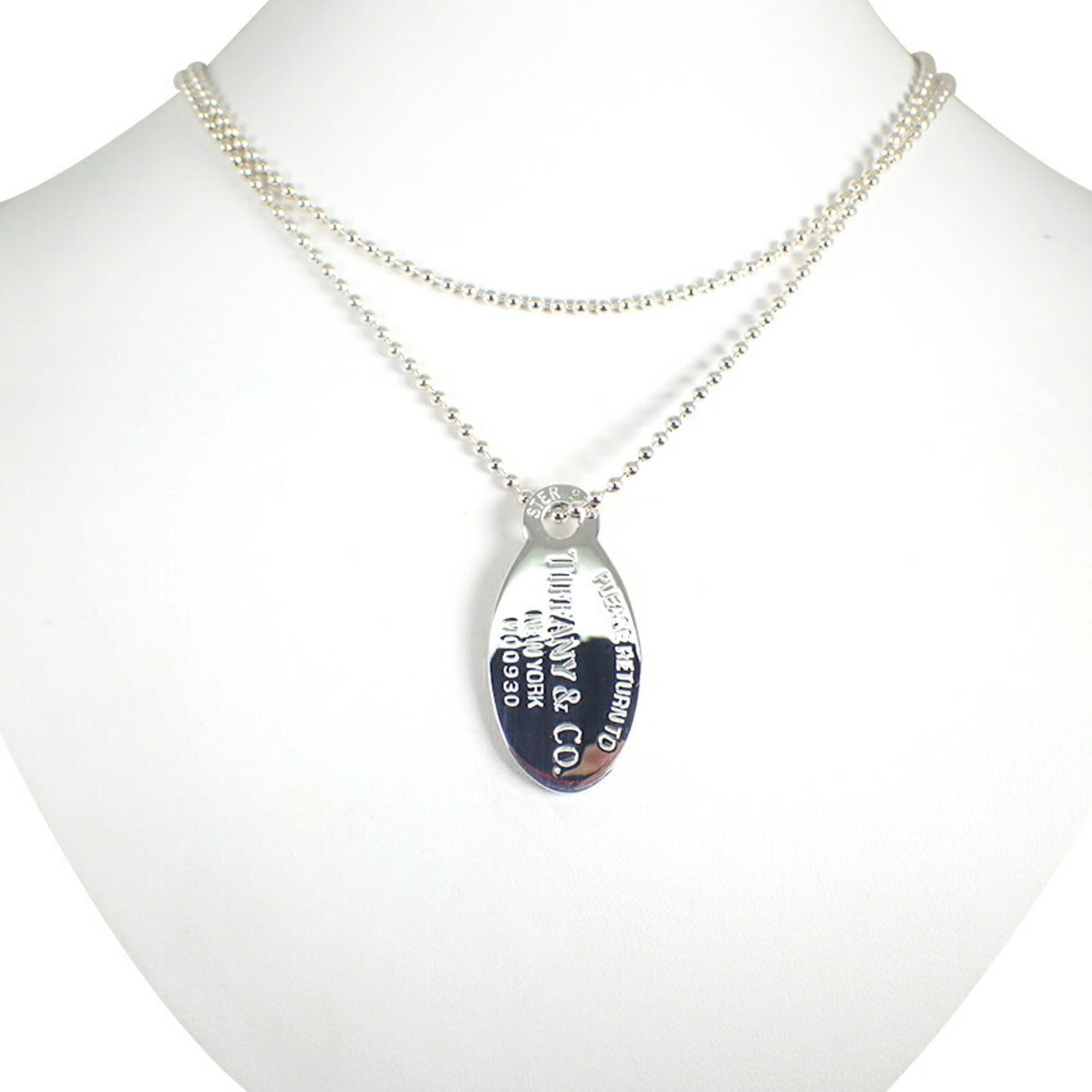 Tiffany & Co. 925 Return To Oval Tag Long Pendant Necklace